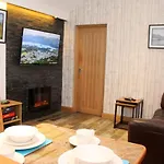 The Bird House At Invergarry Pet Friendly Апартаменты *