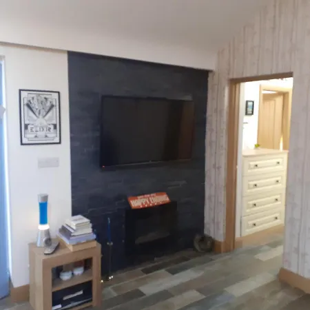 The Bird House At Invergarry Pet Friendly * Уиндермир