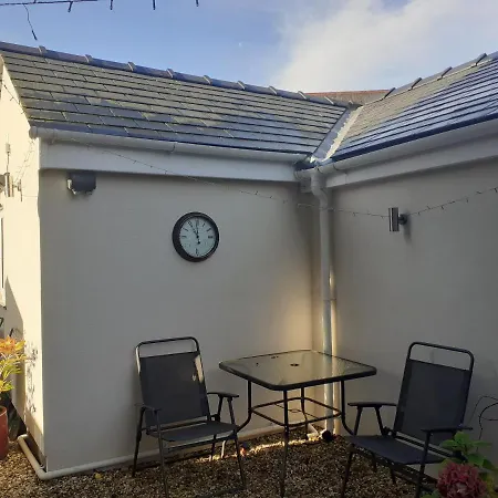 The Bird House At Invergarry Pet Friendly Апартаменты *